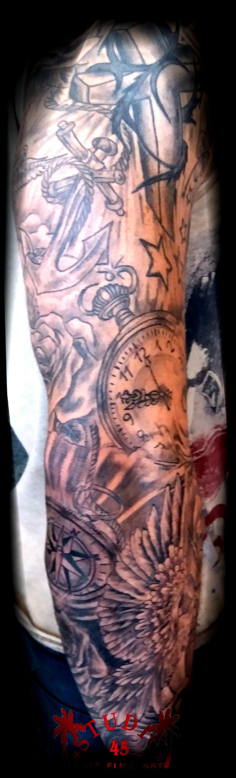 Kompass Uhr Taube Anker Full Sleeve Tattoo Recklinghausen STUDIO 45